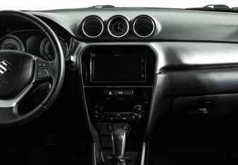 Подержанный автомобиль Suzuki Vitara 2021 года (14 фото)