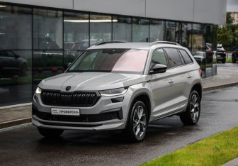 Подержанный автомобиль Skoda Kodiaq 2022 года (3 фото)