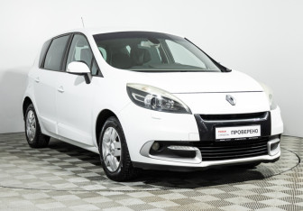 Подержанный автомобиль Renault Scenic 2012 года (3 фото)