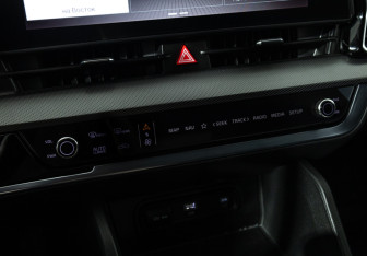 Подержанный автомобиль Kia Sportage 2025 года (19 фото)