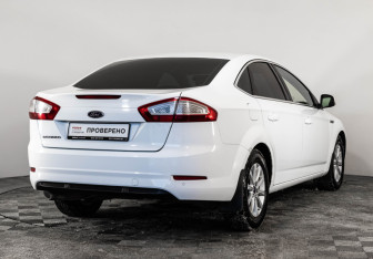 Подержанный автомобиль Ford Mondeo Sedan 2013 года (5 фото)