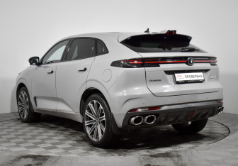 Подержанный автомобиль Changan UNI-K 2023 года (7 фото)