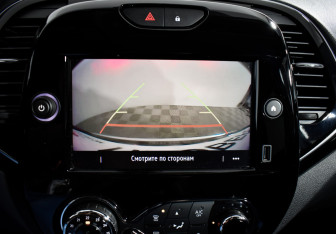 Подержанный автомобиль Renault Kaptur 2021 года (16 фото)