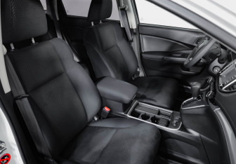 Подержанный автомобиль Honda CR-V 2015 года (28 фото)