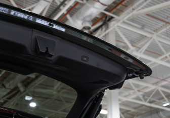 Подержанный автомобиль Geely Monjaro 2025 года (38 фото)