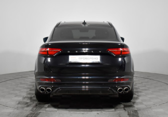 Подержанный автомобиль Geely Tugella 2022 года (6 фото)