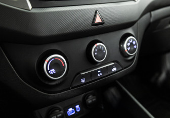 Подержанный автомобиль Hyundai Creta 2018 года (14 фото)