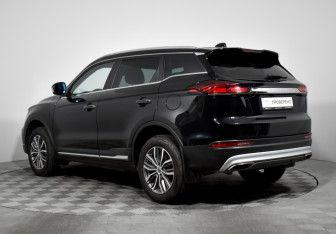 Подержанный автомобиль Geely Atlas Pro 2023 года (7 фото)