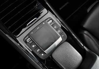 Подержанный автомобиль Mercedes-Benz GLB 2020 года (19 фото)