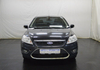 Подержанный автомобиль Ford Focus Sedan 2008 года (2 фото)