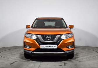 Подержанный автомобиль Nissan X-Trail 2019 года (2 фото)