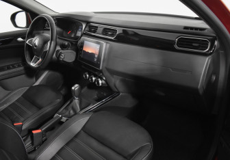 Подержанный автомобиль Renault Arkana 2020 года (12 фото)