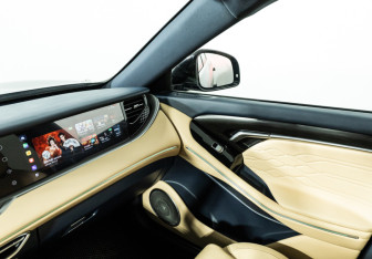 Подержанный автомобиль Voyah Free 2023 года (19 фото)