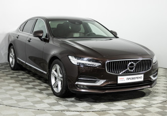 Подержанный автомобиль Volvo S90 2017 года (3 фото)