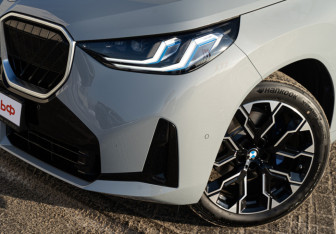 Новый BMW X3 2025 (2 фото)