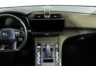 Подержанный автомобиль DS 7 Crossback 2020 года (14 фото)