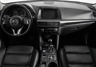 Подержанный автомобиль Mazda CX-5 2016 года (14 фото)
