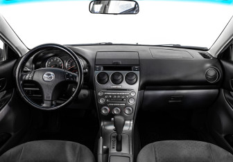 Подержанный автомобиль Mazda 6 Sedan 2005 года (10 фото)