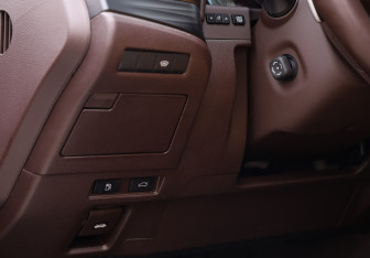 Подержанный автомобиль Lexus ES 2021 года (24 фото)