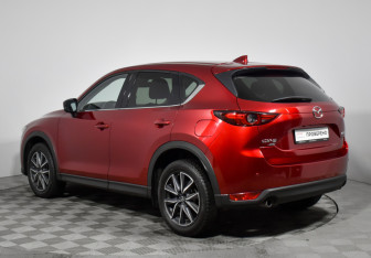 Подержанный автомобиль Mazda CX-5 2017 года (7 фото)