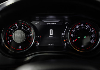 Подержанный автомобиль Dodge Challenger 2019 года (15 фото)