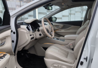Подержанный автомобиль Nissan Murano Suv 2021 года (14 фото)