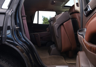 Подержанный автомобиль Chevrolet Tahoe 2016 года (39 фото)