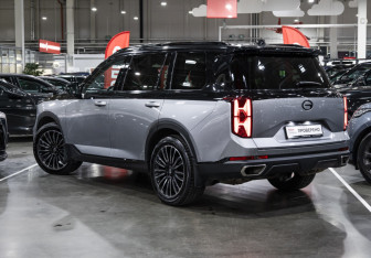 Подержанный автомобиль GAC GS8 2024 года (11 фото)