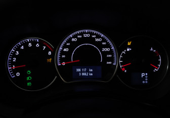 Подержанный автомобиль Renault Koleos 2012 года (12 фото)