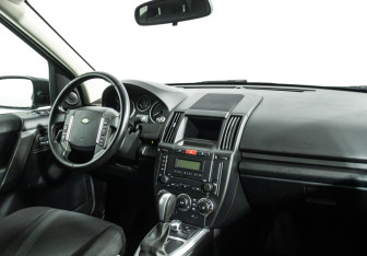Подержанный автомобиль Land Rover Freelander 2010 года (9 фото)