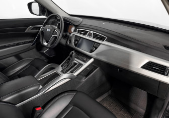 Подержанный автомобиль Geely Atlas 2021 года (14 фото)