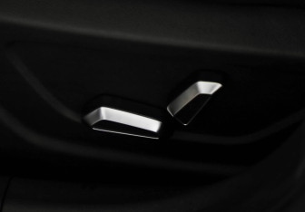 Подержанный автомобиль Geely Coolray 2023 года (25 фото)