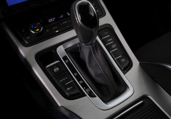 Подержанный автомобиль Geely Atlas 2018 года (16 фото)