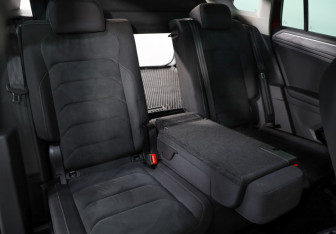 Подержанный автомобиль Volkswagen Tiguan 2017 года (25 фото)