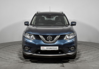 Подержанный автомобиль Nissan X-Trail 2015 года (2 фото)