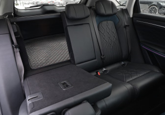 Подержанный автомобиль Voyah Free 2022 года (32 фото)