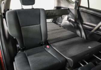 Подержанный автомобиль Toyota RAV4 2014 года (23 фото)