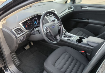 Подержанный автомобиль Ford Mondeo Sedan 2019 года (13 фото)