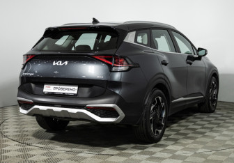 Подержанный автомобиль Kia Sportage 2023 года (5 фото)