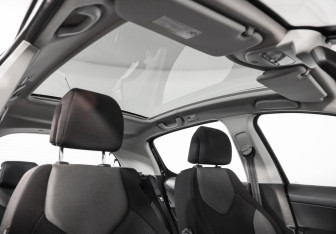 Подержанный автомобиль Peugeot 308 Hatchback 2008 года (19 фото)