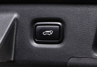 Подержанный автомобиль Hyundai Santa Fe 2018 года (32 фото)