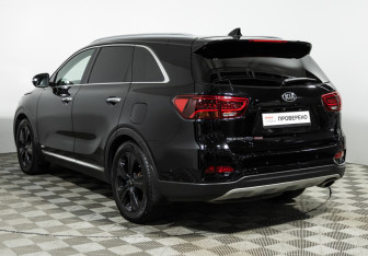 Подержанный автомобиль Kia Sorento 2020 года (7 фото)