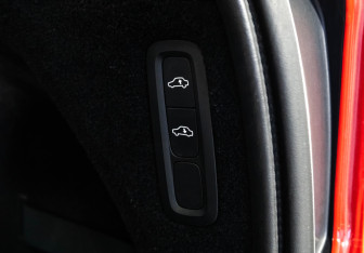 Подержанный автомобиль Volvo XC90 2016 года (26 фото)