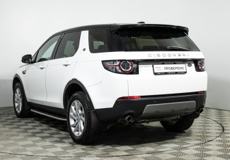 Подержанный автомобиль Land Rover Discovery Sport 2015 года (7 фото)