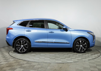 Подержанный автомобиль Haval Jolion 2022 года (4 фото)