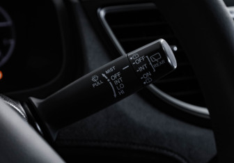 Подержанный автомобиль Honda CR-V 2015 года (14 фото)