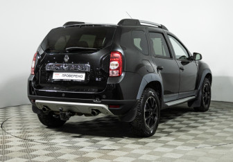 Подержанный автомобиль Renault Duster 2013 года (5 фото)