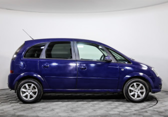 Подержанный автомобиль Opel Meriva 2008 года (4 фото)