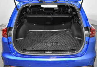 Подержанный автомобиль Kia Ceed Wagon 2022 года (20 фото)