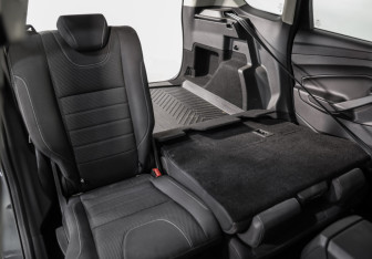 Подержанный автомобиль Ford Kuga 2014 года (21 фото)